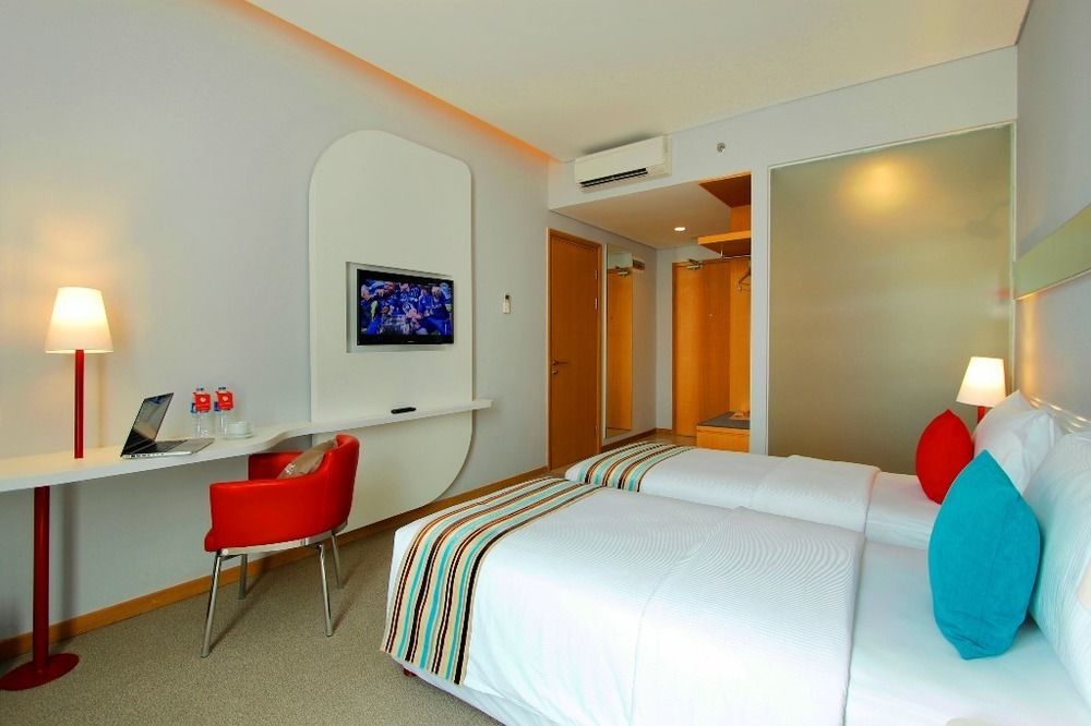 Fox Lite Hotel Metro Indah - Bandung Zewnętrze zdjęcie