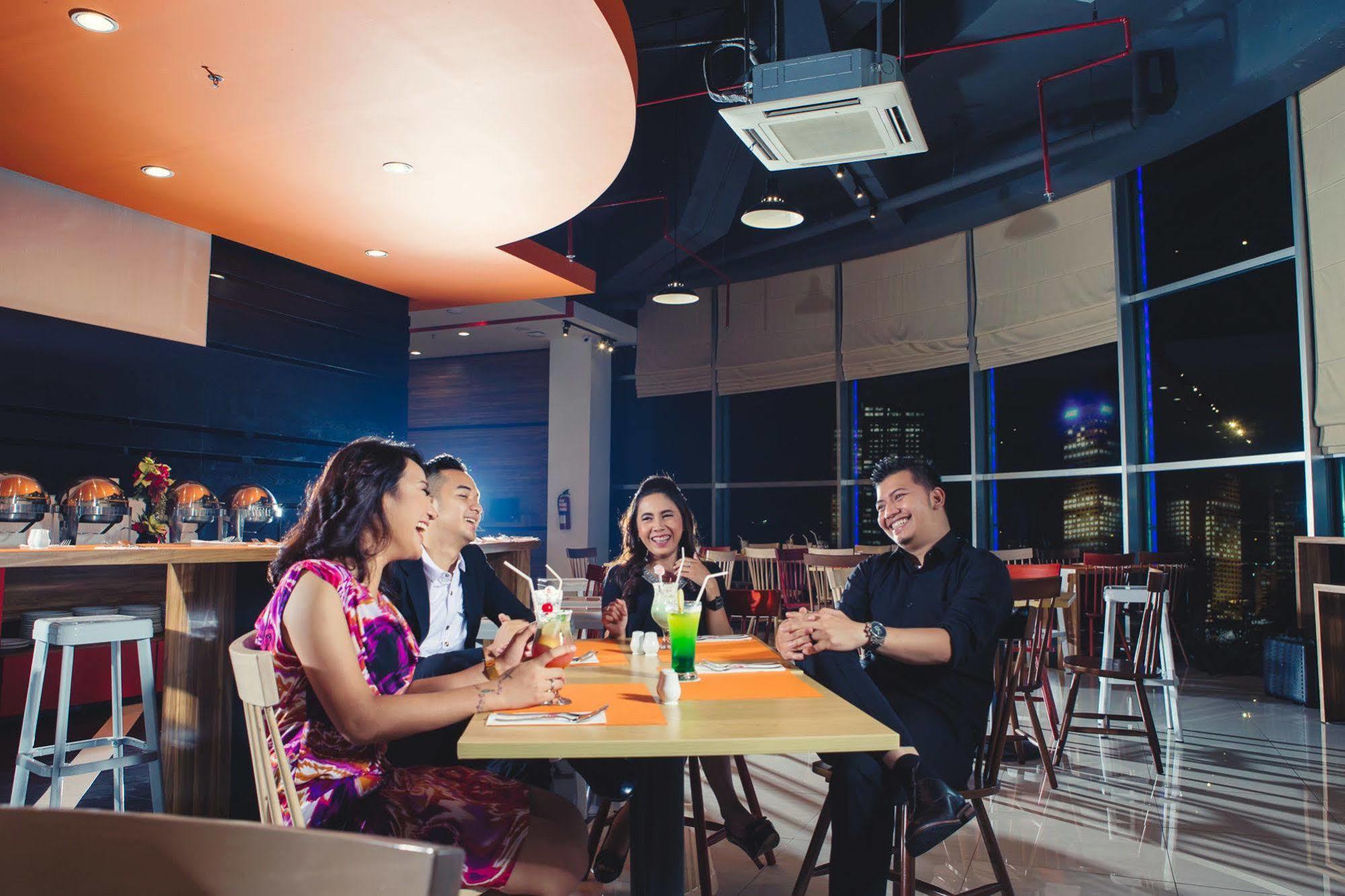Fox Lite Hotel Metro Indah - Bandung Zewnętrze zdjęcie